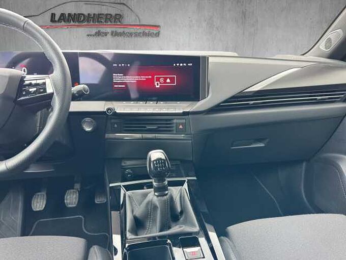 Opel Astra  GS  / AHK abnehmbar /Teilleder