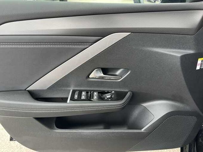 Opel Astra  GS  / AHK abnehmbar /Teilleder