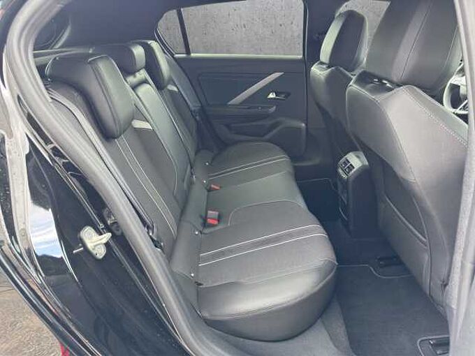 Opel Astra  GS  / AHK abnehmbar /Teilleder