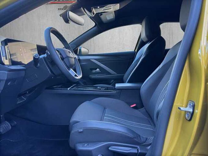 Opel Astra 1.2 T GS  //Kamera/Winterpaket/LED 