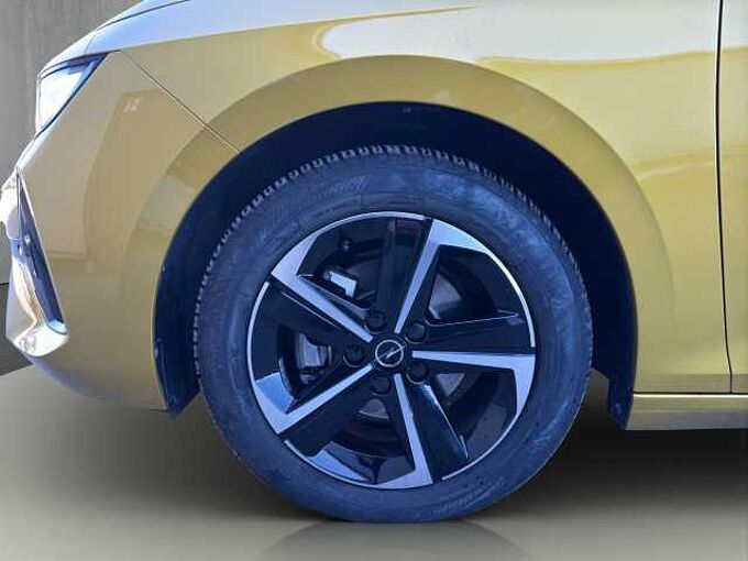 Opel Astra 1.2 T GS  //Kamera/Winterpaket/LED 