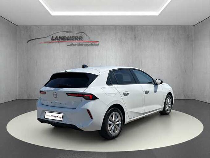 Opel Astra ST 1.2T Edition // Kamera/Sitzheizung /ACC