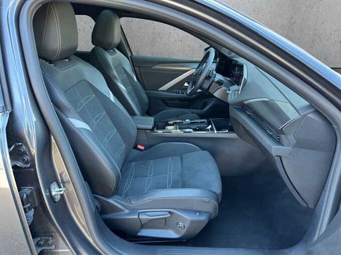 Opel Astra GS Pannodach/Head UP/Teilleder