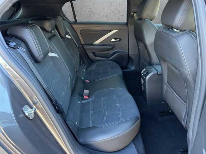 Opel Astra GS Pannodach/Head UP/Teilleder