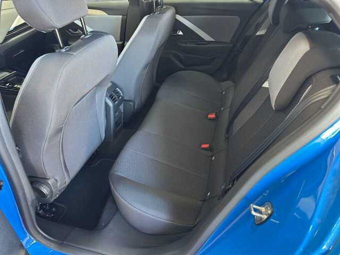 Opel Astra 1.2 Turbo Edition //LED/Winterpaket/Navi