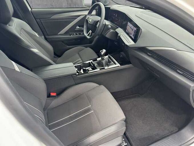 Opel Astra ST 1.2 Turbo GS //Winterpaket/LED/AHK/ 360°/Navi