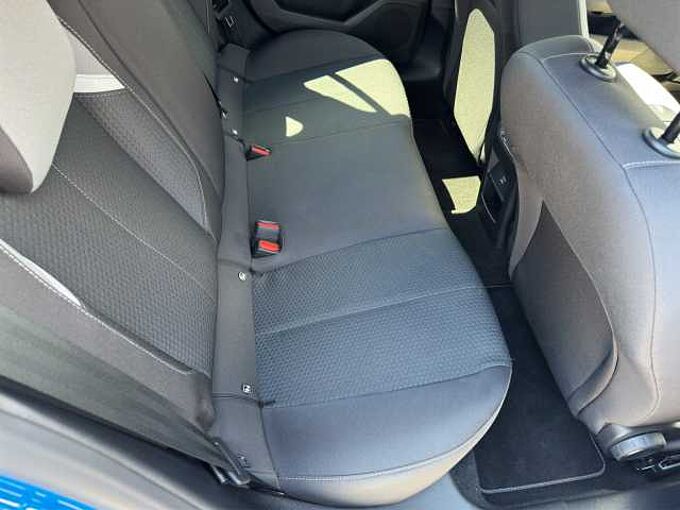Opel Astra ST 1.2T Edition // Kamera/Sitzheizung /ACC