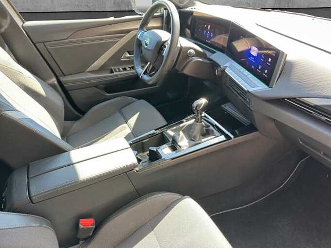 Opel Astra ST 1.2 Turbo GS //Winterpaket/LED/AHK/ 360°/