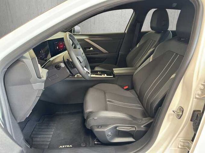 Opel Astra ST GS //AHK/LED/360&deg;/Navi Sitzheizung
