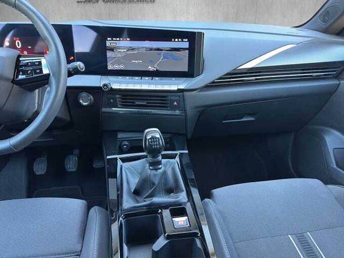 Opel Astra ST 1.2 Turbo GS  //Winterpaket/LED/AHK/ 360&deg;/Navi