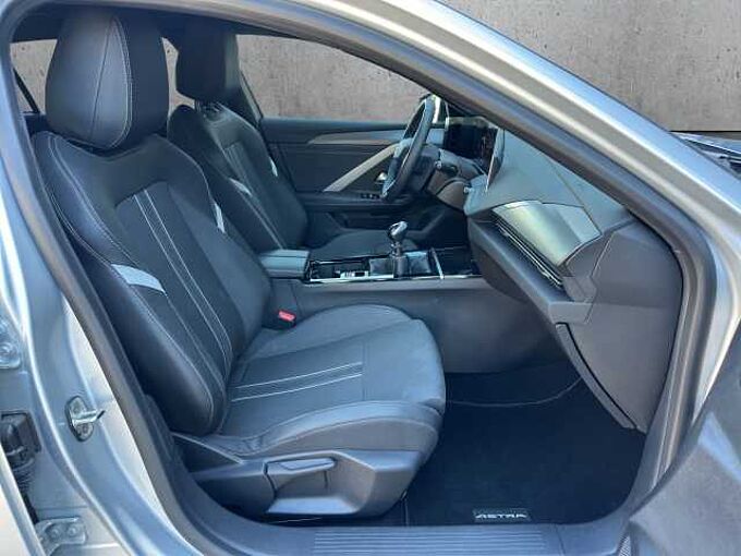 Opel Astra ST 1.2 Turbo GS  //Winterpaket/LED/AHK/ 360&deg;/Navi