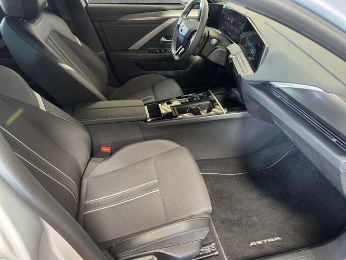 Opel Astra ST 1.2 Turbo GS  //Pano/LED/ 360&deg;