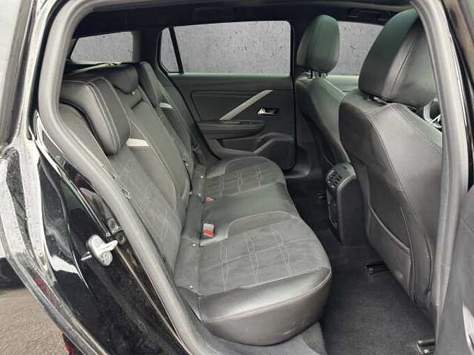 Opel Astra ST 1.2 T GS// Head-Up/Pano/Navi/360°