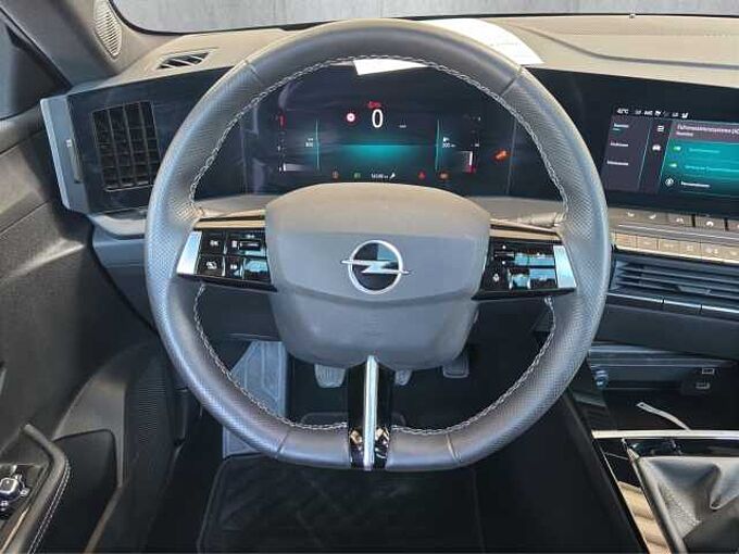 Opel Astra ST 1.2 Turbo GS  //Pano/LED/AHK/ 360&deg;