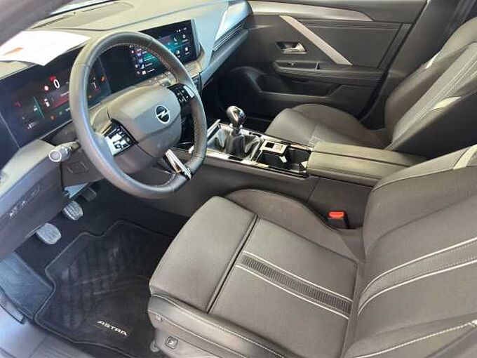 Opel Astra ST 1.2 Turbo GS  //Pano/LED/AHK/ 360&deg;