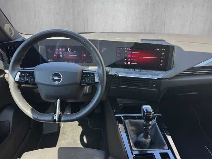 Opel Astra ST  GS  / AHK abnehmbar/ SHZ/PDC vo + hi