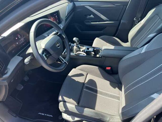 Opel Astra ST 1.2 Turbo GS  //Winterpaket/LED/AHK/ 360&deg;/Navi