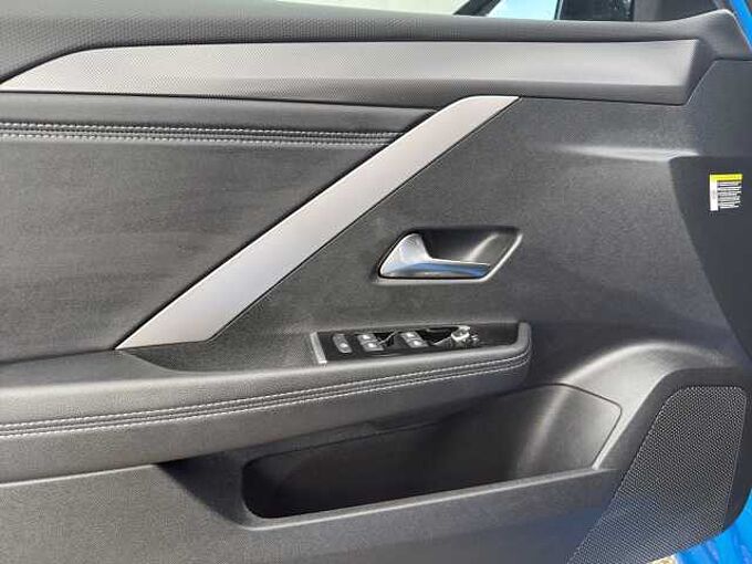 Opel Astra ST 1.2 Turbo GS  //Pano/LED/ 360&deg;
