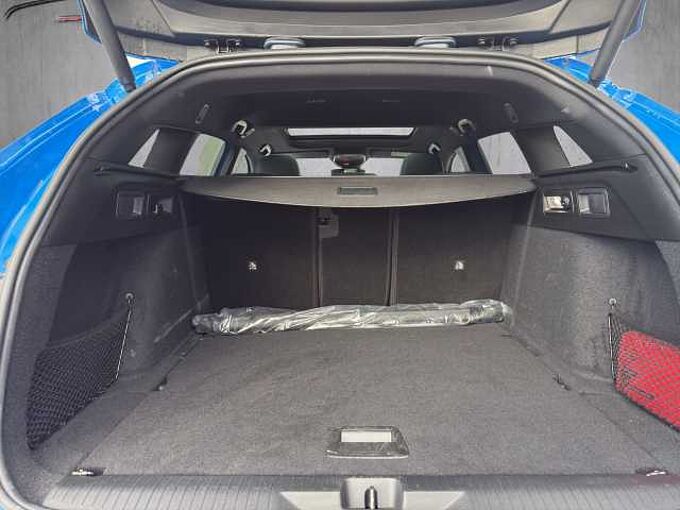 Opel Astra ST 1.2 Turbo GS  //Pano/LED/ 360&deg;