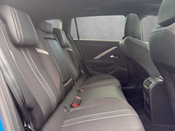 Opel Astra ST 1.2 Turbo GS  //Pano/LED/ 360&deg;