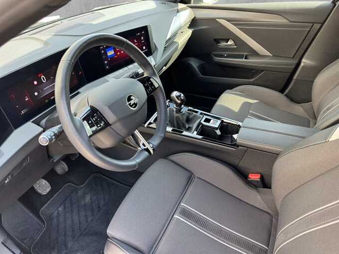 Opel Astra ST 1.2 Turbo GS  //Winterpaket/LED/AHK/ 360&deg;/Navi