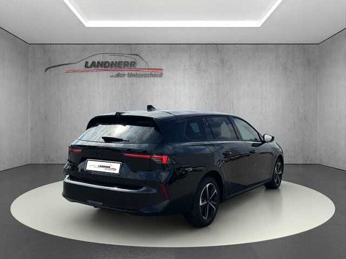 Opel Astra 1.2 T ST GS //AHK/LED/360°/ Sitzheizung