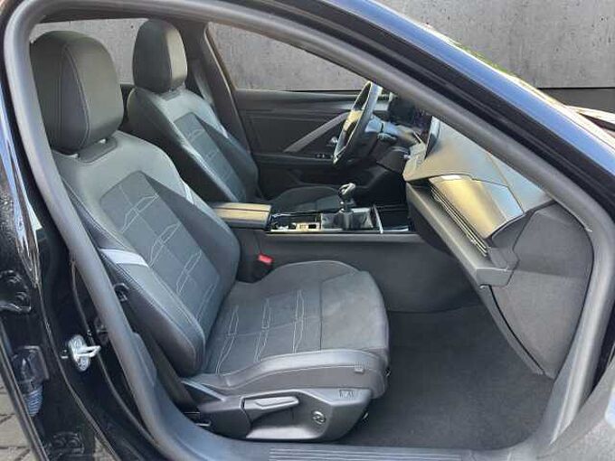 Opel Astra ST GS Navi m. Farbdis. el. Heckkl/el. GSD /HeadUp