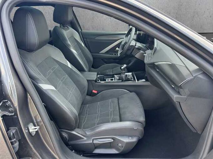 Opel Astra ST 1.2 Turbo GS //Winterpaket/LED/ 360°/Pano