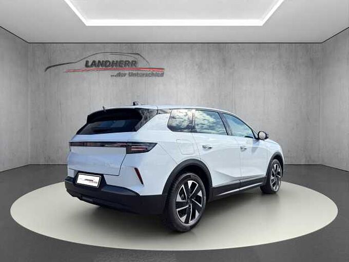 Opel Grandland Edition // Winterpaket/Navi/Kamera