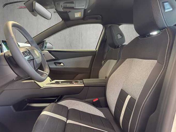 Opel Grandland Edition // Winterpaket/Navi/Kamera