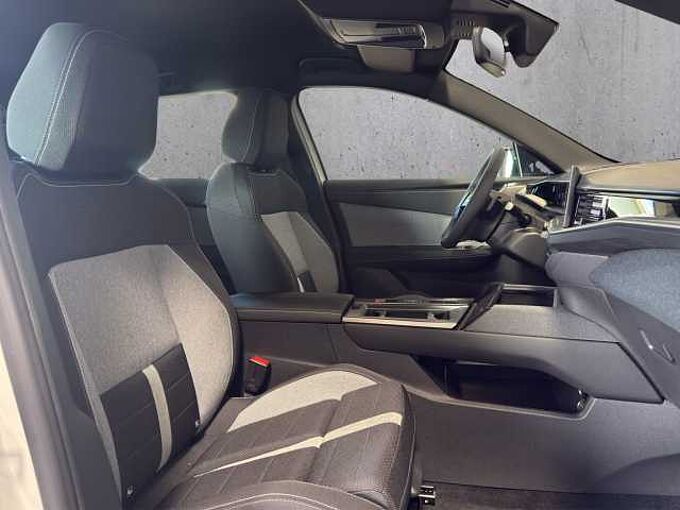 Opel Grandland Edition // Winterpaket/Navi/Kamera