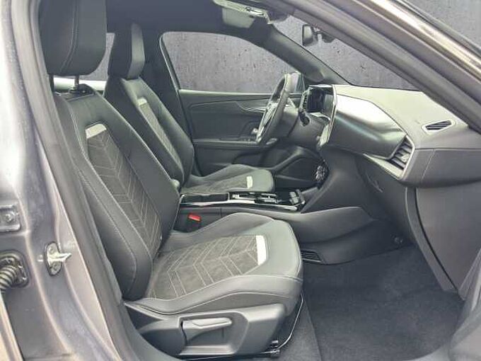Opel Mokka E Ultimate SHZ/LHZ/PDC vorne und hinten