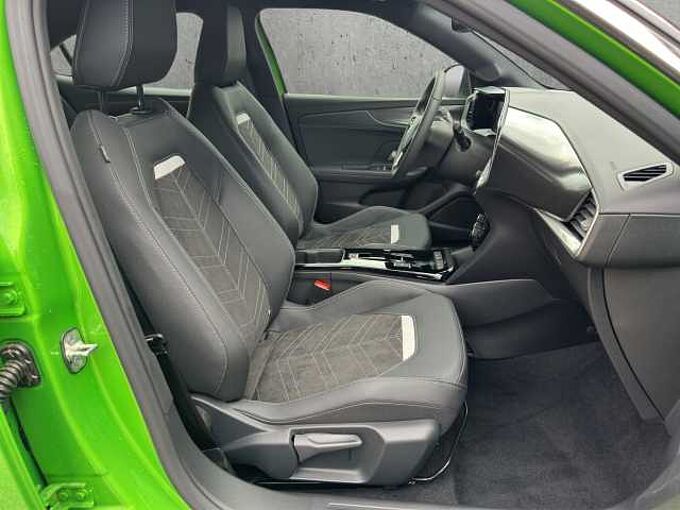Opel Mokka E Ultimate Teilleder/ Navi / SHZ