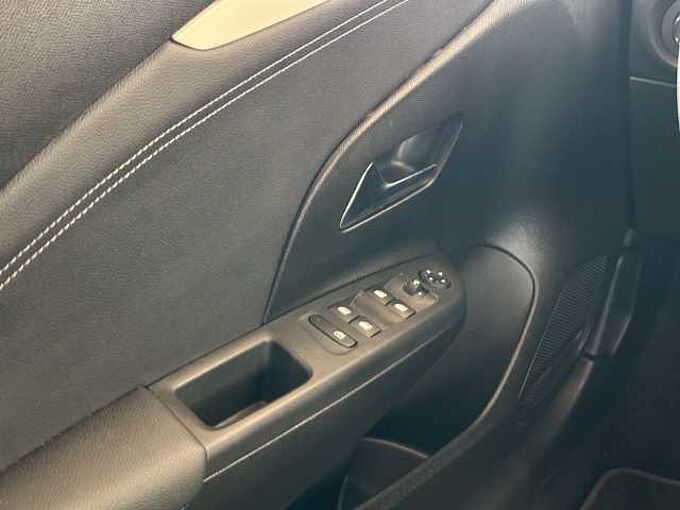 Opel Corsa  GS  //Sitzheizung/LED/PDC/Navi 