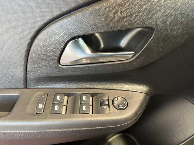 Opel Corsa 1.2 Turbo Edition //LED/Winterpaket/PDC
