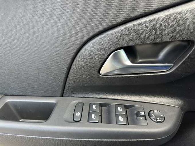 Opel Corsa 1.2 Turbo Edition //LED/Winterpaket/PDC 