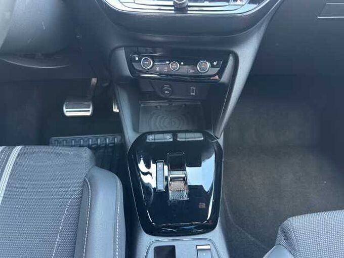 Opel Corsa 1.2 Turbo GS //Navi/ Winterpaket/Kamera
