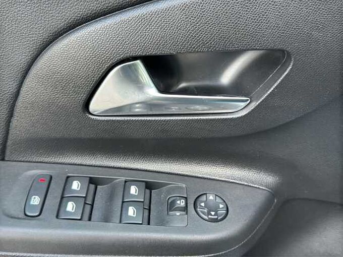 Opel Corsa 1.2 Turbo GS //Navi/ Winterpaket/Kamera