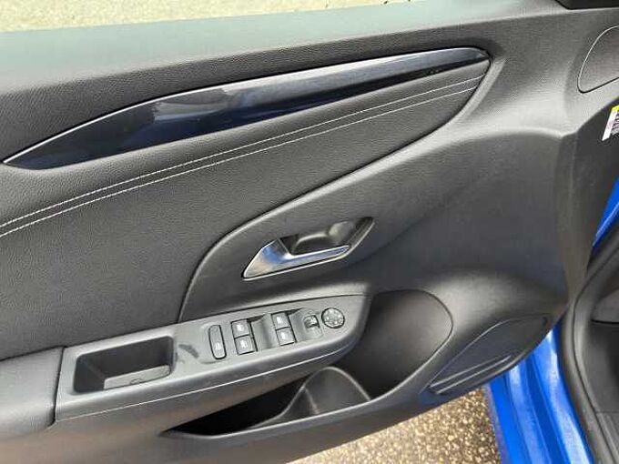 Opel Corsa 1.2 Turbo GS  //Navi/ Winterpaket/Kamera /Pano