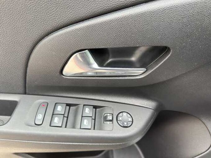 Opel Corsa 1.2 Turbo GS  //Navi/ Winterpaket/Kamera 