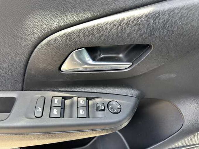 Opel Corsa 1.2 MHEV GS //Kamera/Winterpaket /LED