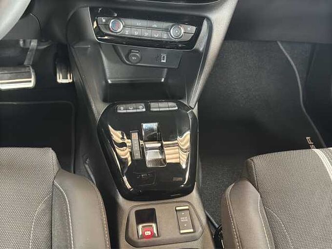 Opel Corsa 1.2 MHEV GS //Kamera/Winterpaket /LED