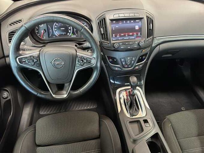 Opel Insignia Innovation*XENON*NAVI*AHK*Kamera*elektr. Heckklappe*