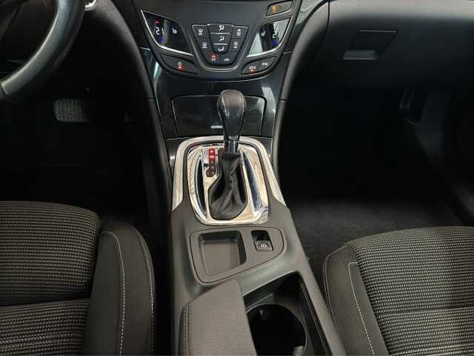 Opel Insignia Innovation*XENON*NAVI*AHK*Kamera*elektr. Heckklappe*