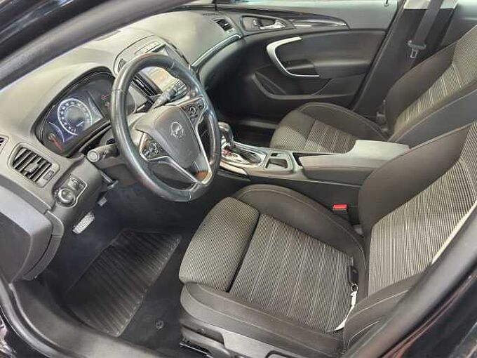 Opel Insignia Innovation*XENON*NAVI*AHK*Kamera*elektr. Heckklappe*