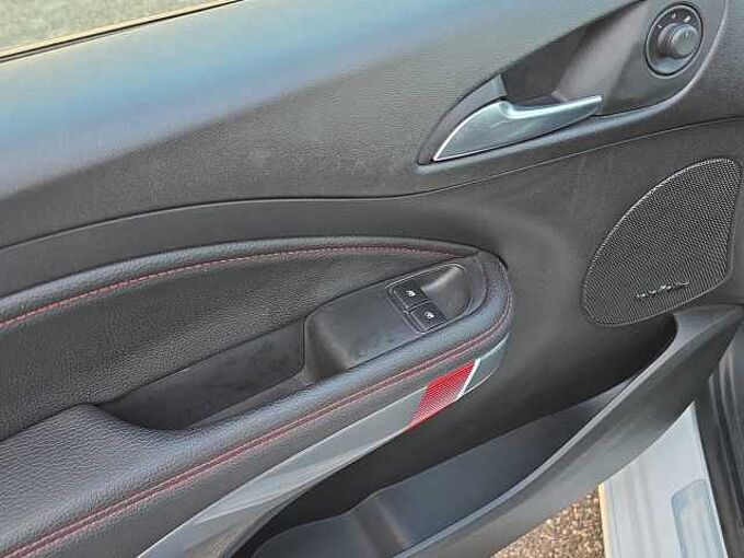 Opel Adam S *RECARO*LEDER*Infinity-Sound NAVI*PANO*