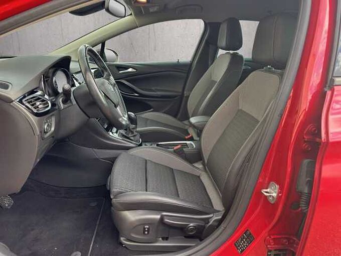 Opel Astra Sports Tourer 1.2 *LED/NAVI/Kam./SHZ/AHK*