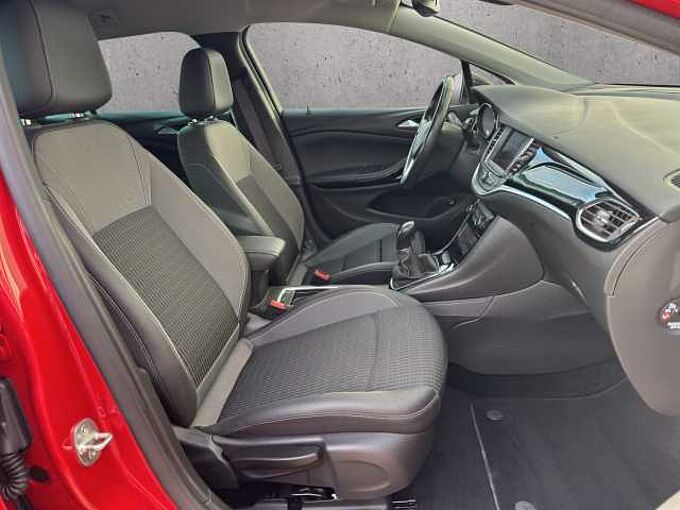 Opel Astra Sports Tourer 1.2 *LED/NAVI/Kam./SHZ/AHK*