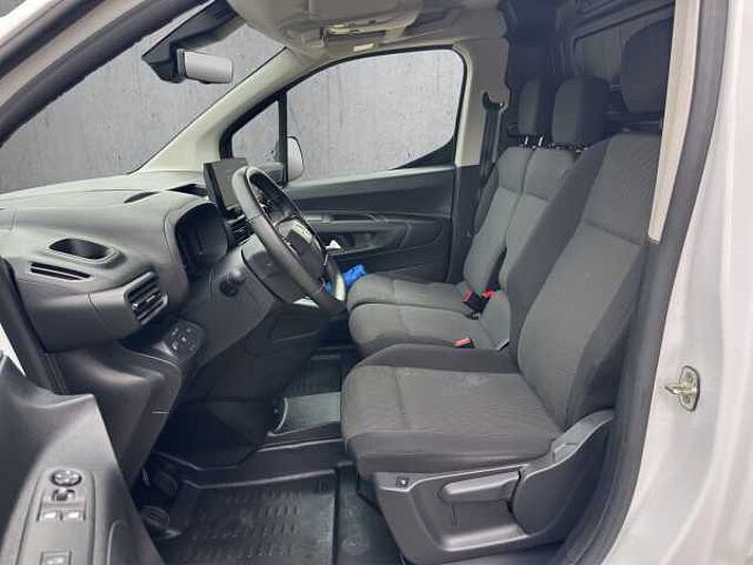 Opel Combo 1.5 Edition XL //Kamera/Navi