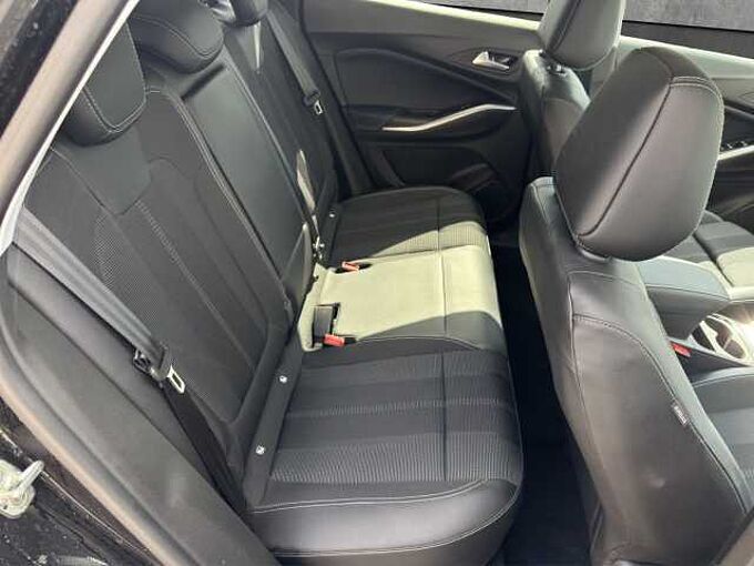 Opel Grandland GS PlugIn Hybrid // LED/Navi/Winterpaket 